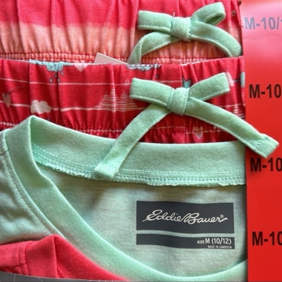 Eddie Bauer Girls Sleepwear Set 4 piece 2 Tops 1 Shorts 1 PJ Pants - Picture 3 of 6